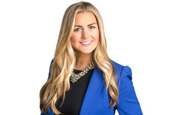 Portrait of Jenna DeYoung, REALTOR®.